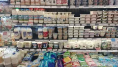 Не кислый, а тухлый: Росконтроль составил «Черный» список брендов кефира - а мы его детям и старика покупаем