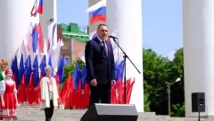 В День России Юрий Зайцев вручил награды жителям Марий Эл за заслуги в развитии республики
