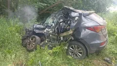 Два человека погибли: на трассе Вятка столкнулись Hyundai Santa Fe,  КАМАЗ и Hyundai Solaris