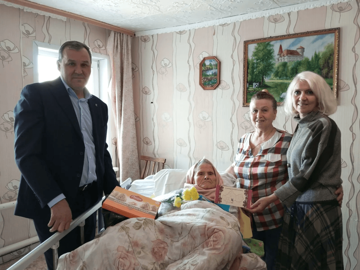 Жительница Волжска отметила свое столетие