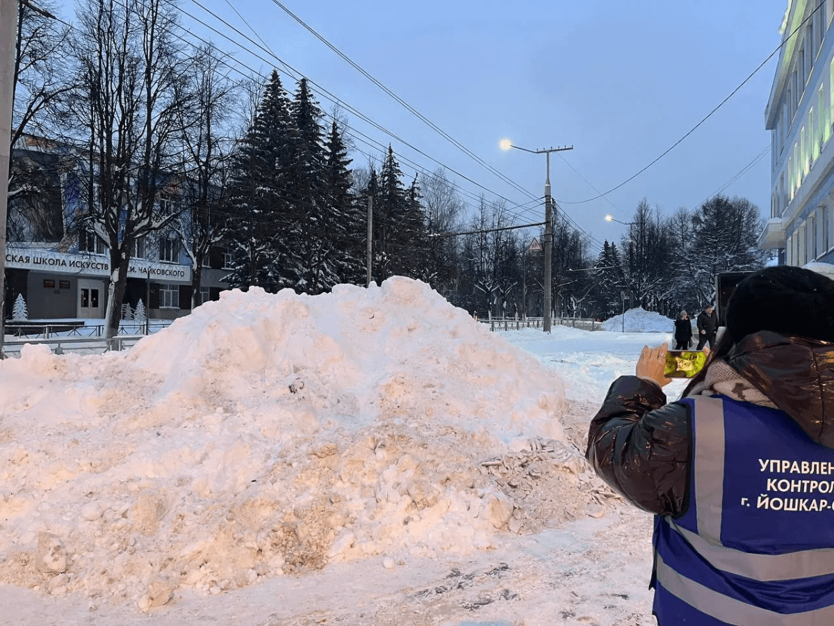Власти Йошкар-Олы выявили 15 нарушений при уборке снега