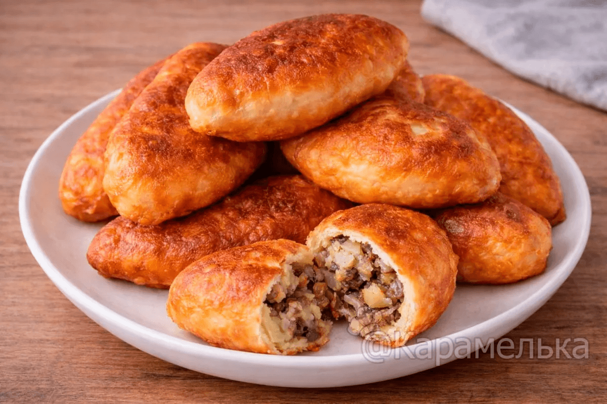 Жареные пирожки на заварном тесте — мягкие, румяные и очень удачные, они не черствеют
