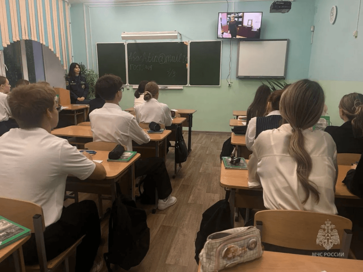 Школьников Марий Эл обучили важным навыкам безопасности в начале учебного года