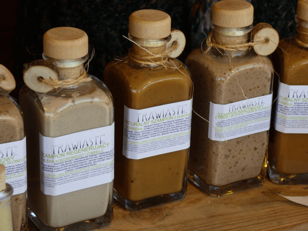 Все совершают одну и ту же ошибку при мытье головы: дает волосам выглядеть роскошно - всегда жирные и непослушные