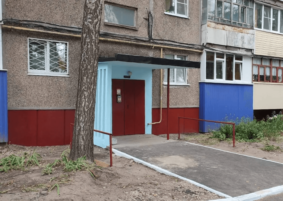 В Йошкар-Оле двор на Строителей получил долгожданное преображение