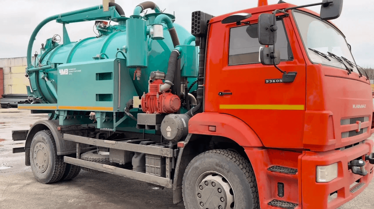 Водоканал Йошкар-Олы обновил автопарк новой спецтехникой
