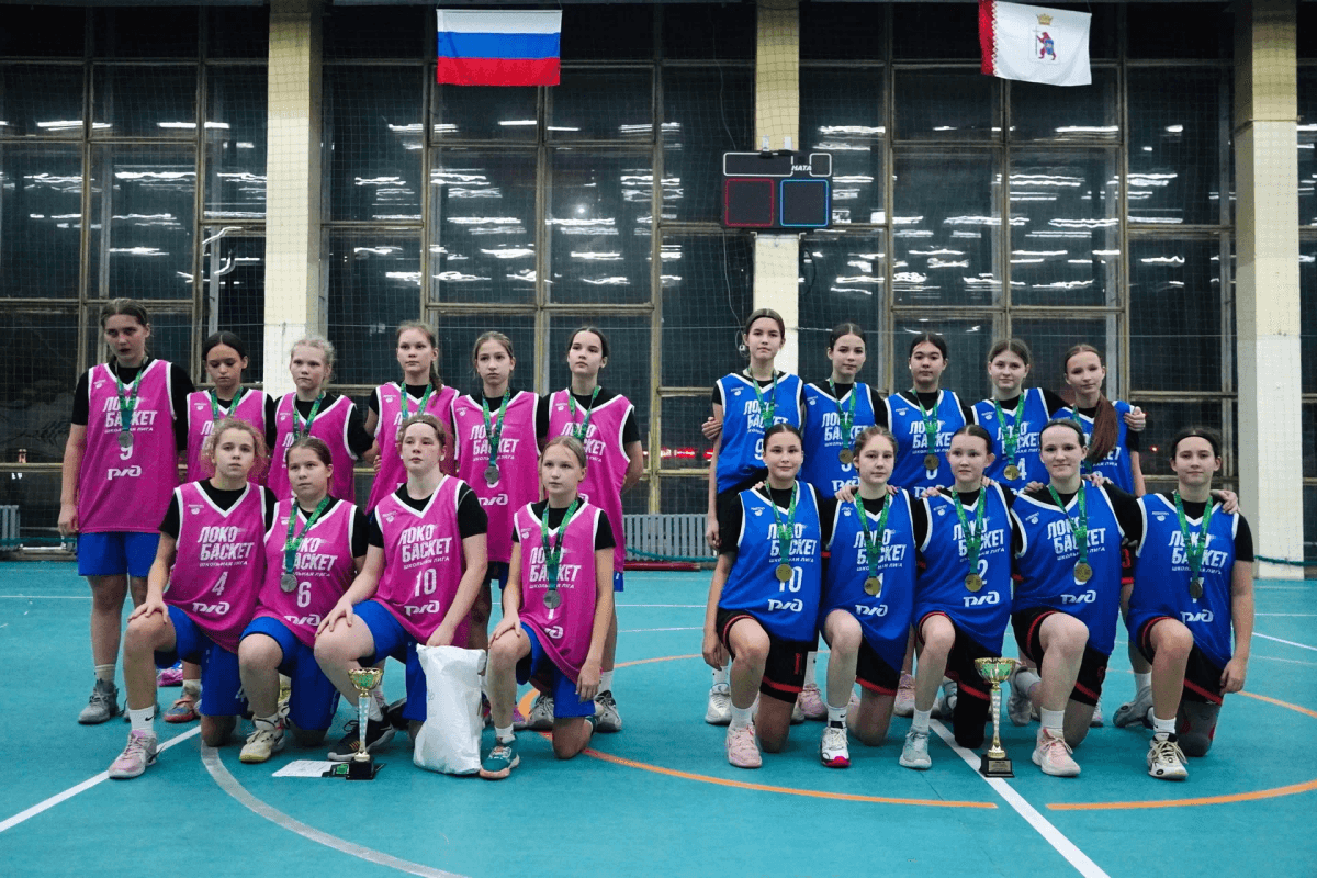 Команды Марий Эл устроили зрелищный баскетбольный бой на «Локобаскете»