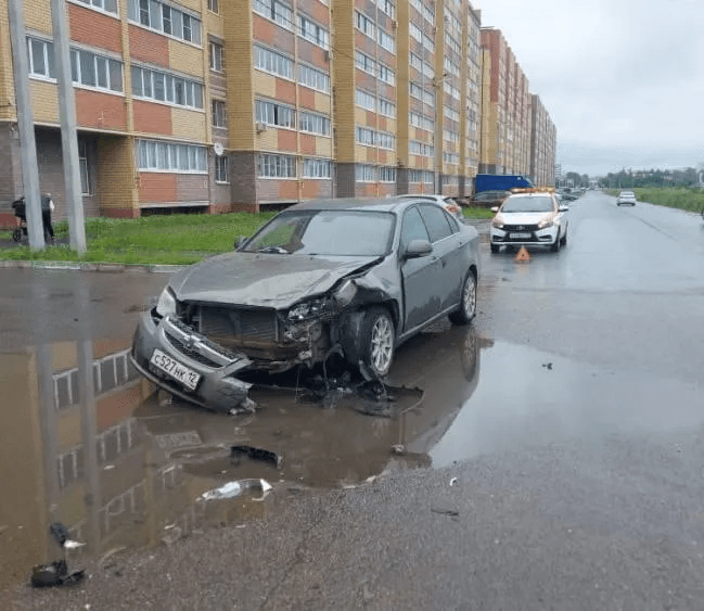 В Йошкар-Оле 4-летний малыш пострадал в ДТП с Honda и Chevrolet