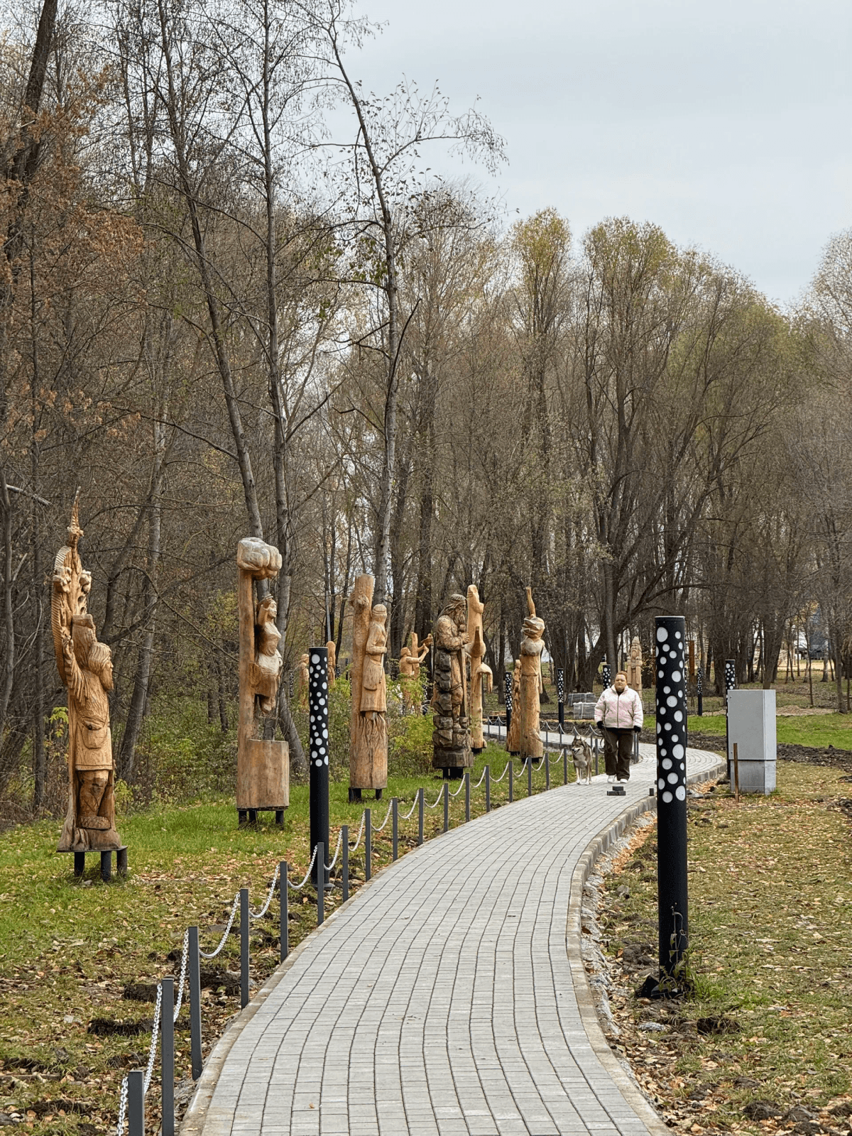Марий парк в Йошкар-Оле обновляют брусчаткой