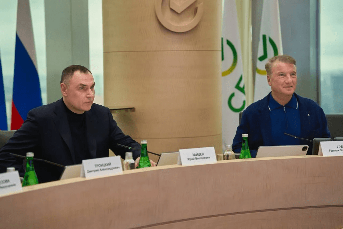 Глава Марий Эл Юрий Зайцев представил главе Сбербанка проект «Город-лес»