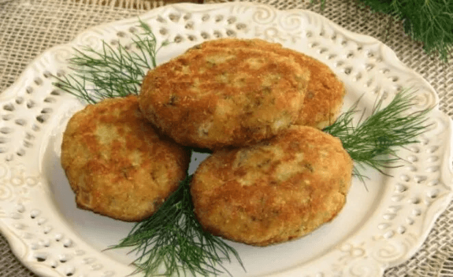 Жарю три сковороды: эти капустные котлеты разлетаются у моих гостей- соседей