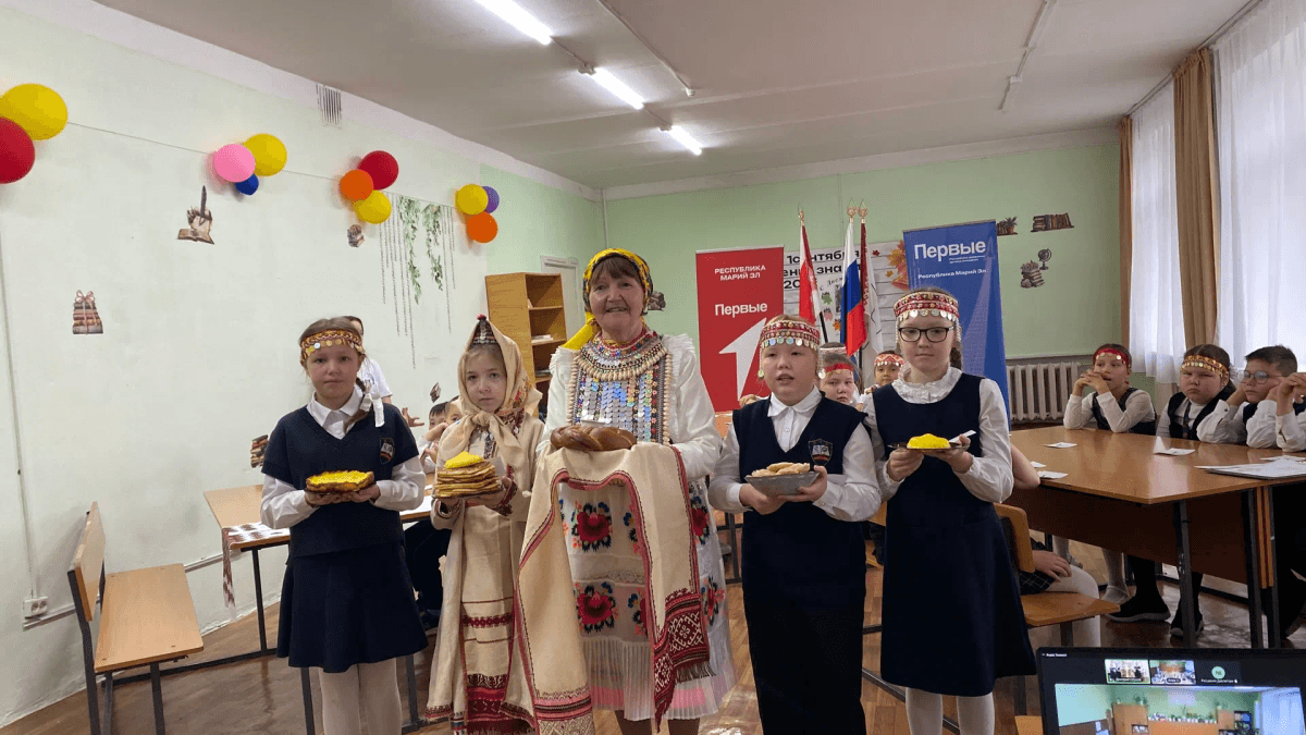 Телемост дружбы объединил школьников Марий Эл и Удмуртии