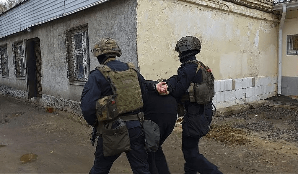 В Марий Эл сотрудники МВД отрабатывали действия при ЧС 