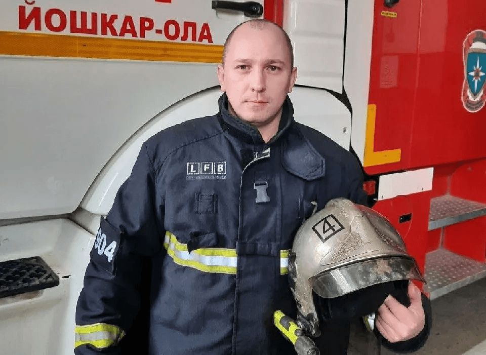 От мальчика, бегавшего за пожарными машинами в Йошкар-Оле, до главы отряда 
