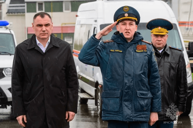 В Йошкар-Оле спасателям вручили ключи от новой техники