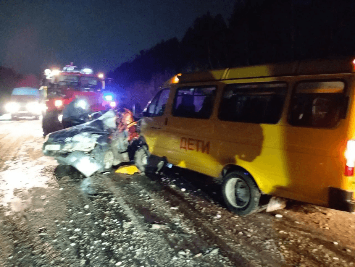 Страшное ДТП в Марий Эл: трое погибли при лобовом столкновении со школьным автобусом