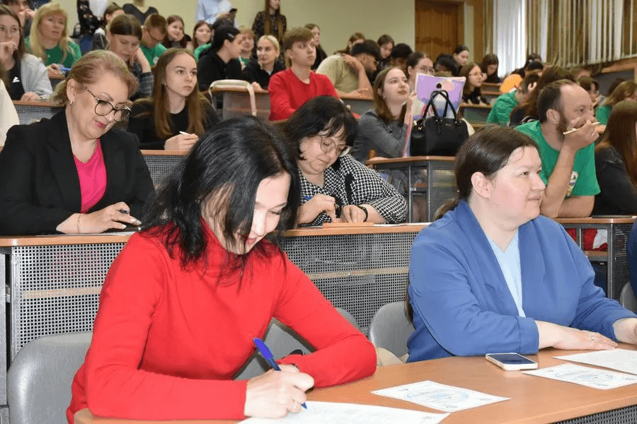 В Йошкар-Оле 155 человек проверили знания на Волжском экологическом диктанте