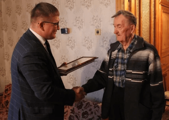 В Марий Эл поздравили ветерана агропромышленного комплекса, посвятившего всю жизнь сельскому хозяйству