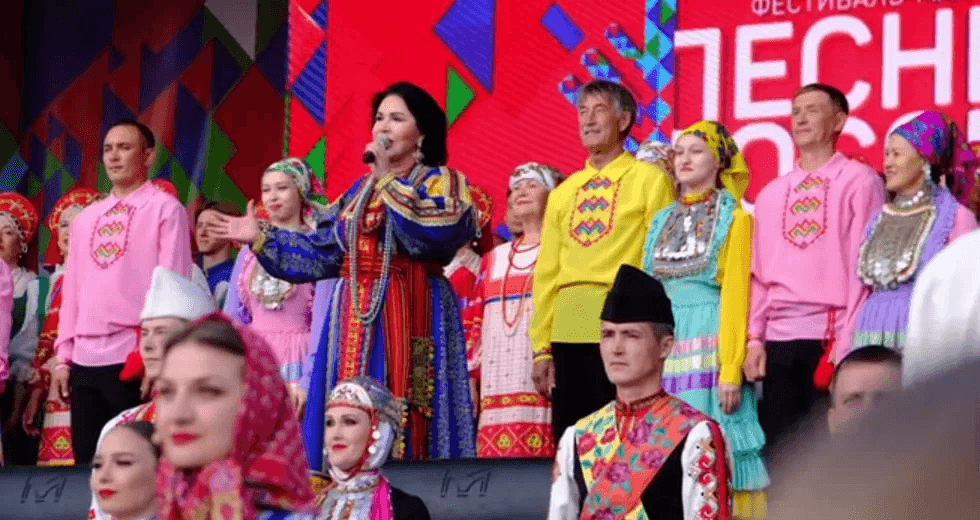 Надежда Бабкина и звёзды России подарили Марий Эл настоящий праздник в День страны