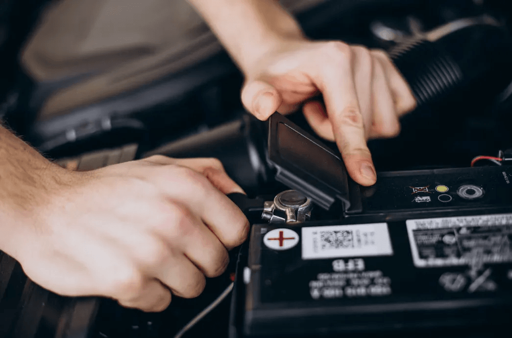 Опытный аккумуляторщик доступно объяснил: как определить, прослужит ли батарея ещё одну зиму или нужно менять