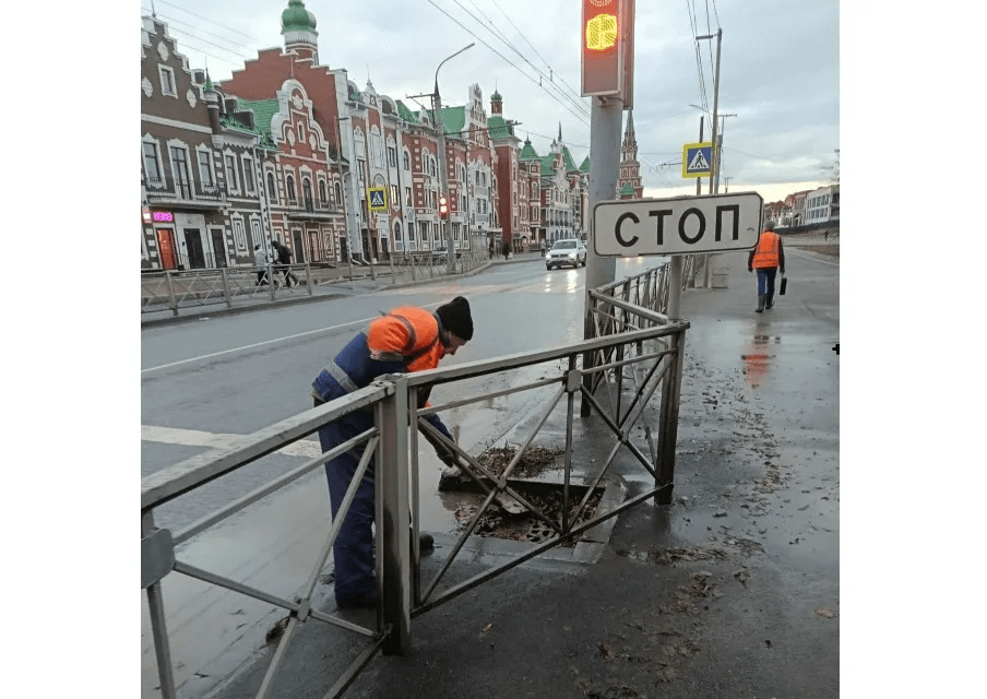 Осень вернулась в Йошкар-Олу и заставила город закипеть от работ
