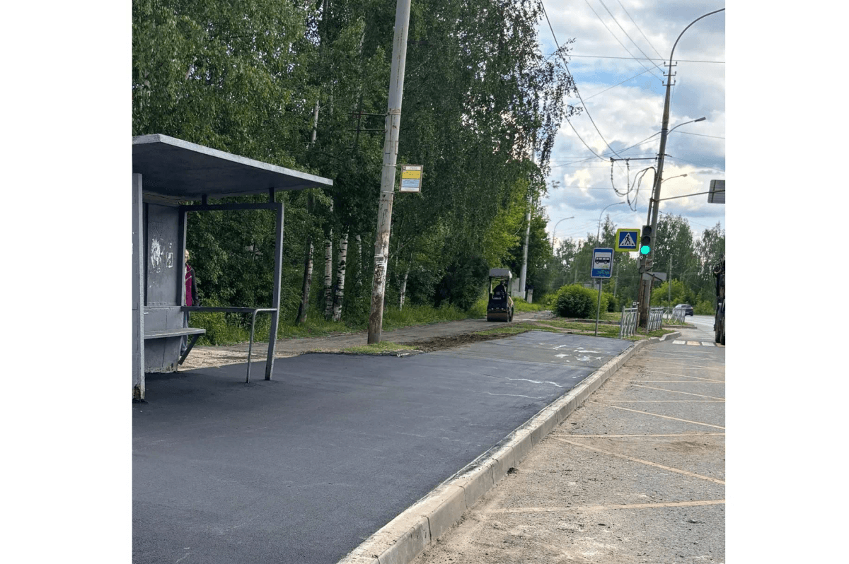 В Йошкар-Оле обновляют 24 автобусных остановки и готовят ремонт дороги на следующий год