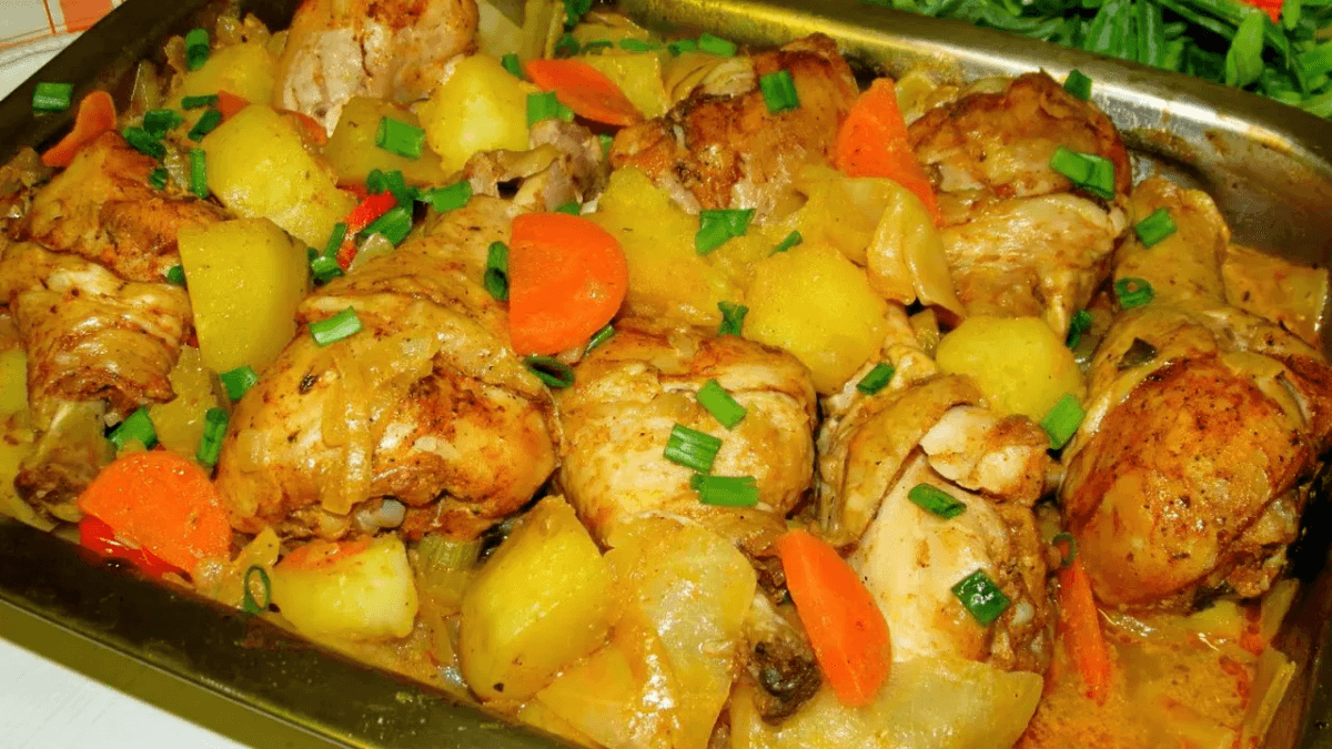 Когда нужен вкусный ужин, но мало времени, готовлю это блюдо. Идеально получается: «забытый» ужин в духовке покоряет соцсети