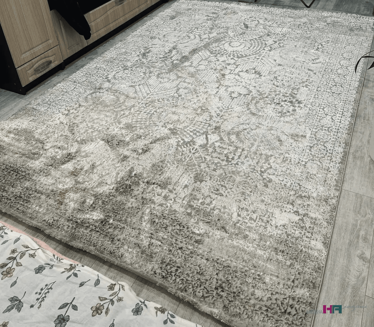 Этот раствор “вытянул” пыль и старые пятна из ковра. Делюсь рецептом