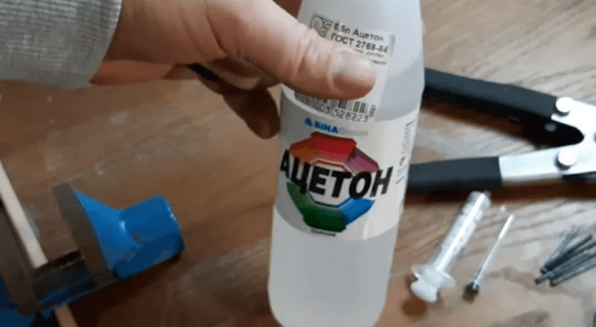 Теперь никогда не добавляю соду в секундный клей: делюсь двумя хитрыми способами, которые лучше и надежнее