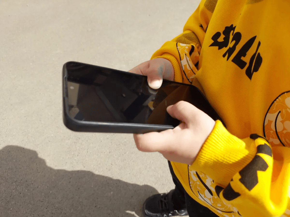 Йошкаролинец оставил дорой смартфон в такси и чуть не потерял его навсегда
