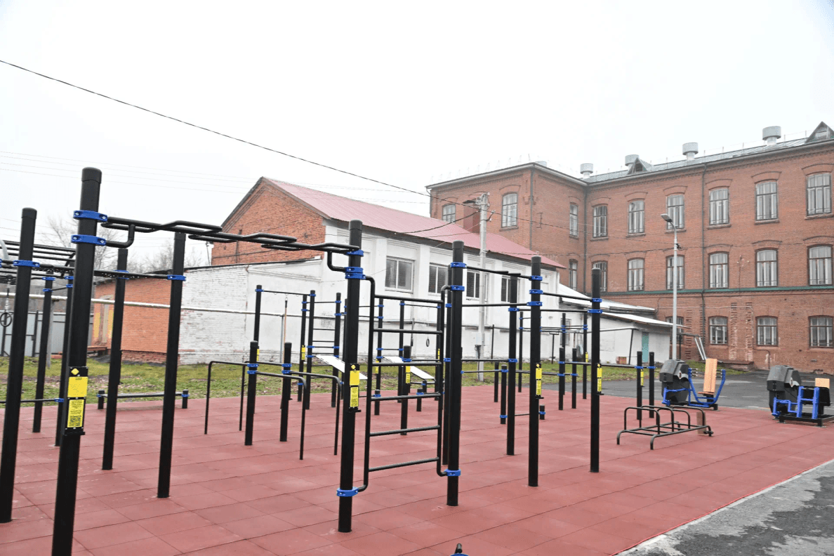 В Козьмодемьянске открыли «умную» спортивную площадку в школе №1
