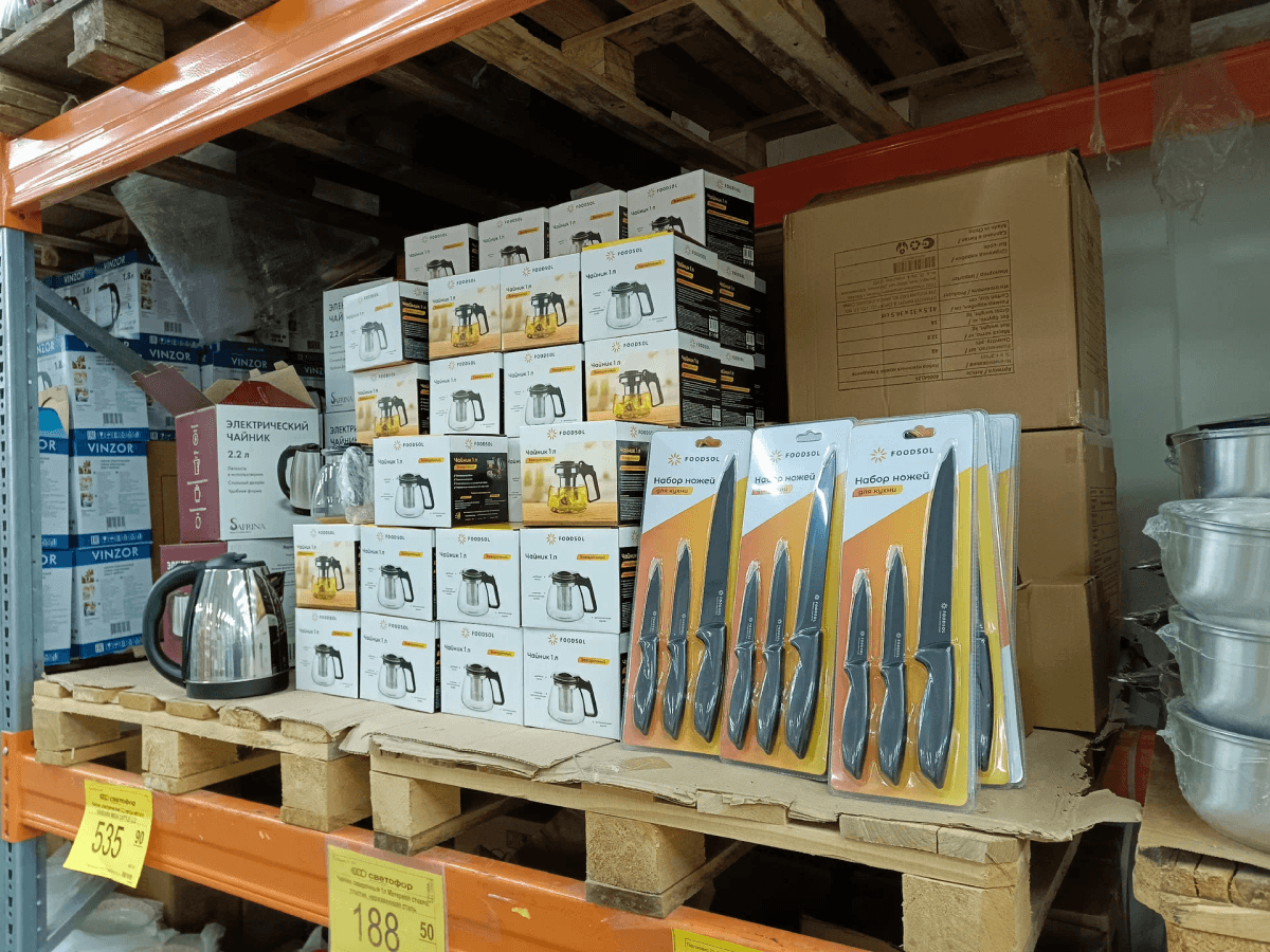 «Светофор» активно работает и расширяет ассортимент товаров в преддверии конца года: что можно купить на Ногодние праздники