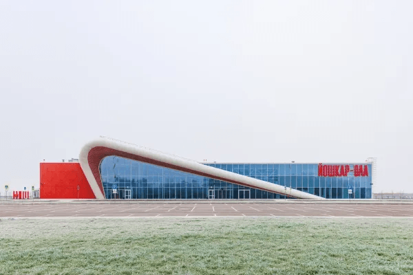 Фасад аэропорта Йошкар-Олы украсили традиционными марийскими орнаментами