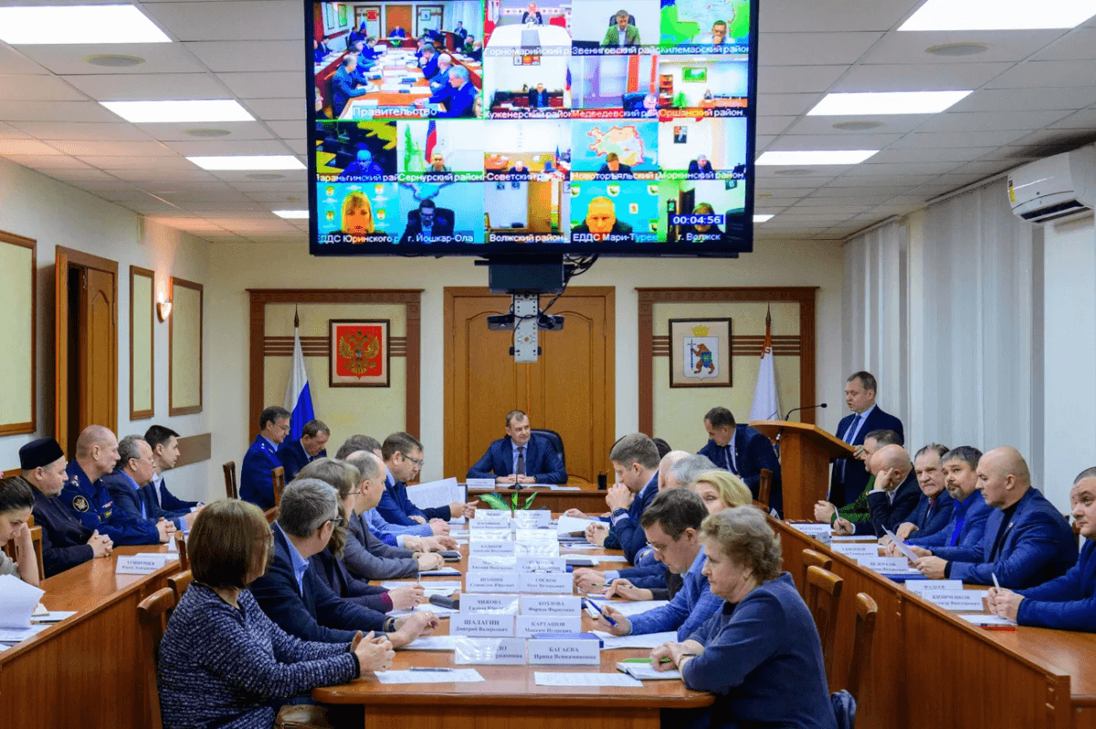 В Марий Эл обсудили поддержку участников СВО и их семей
