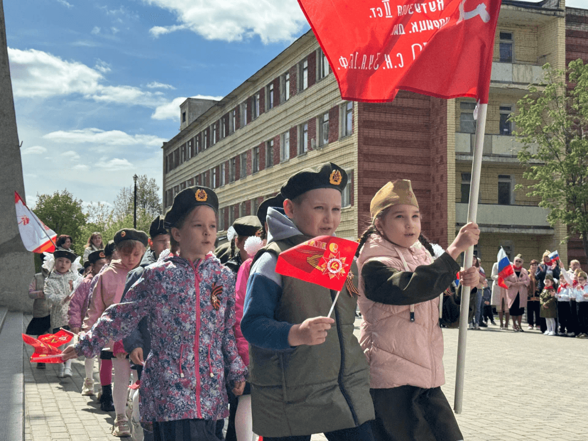 В торжественном шествии «Парада Победы!» в Йошкар-Оле прошли дошколята