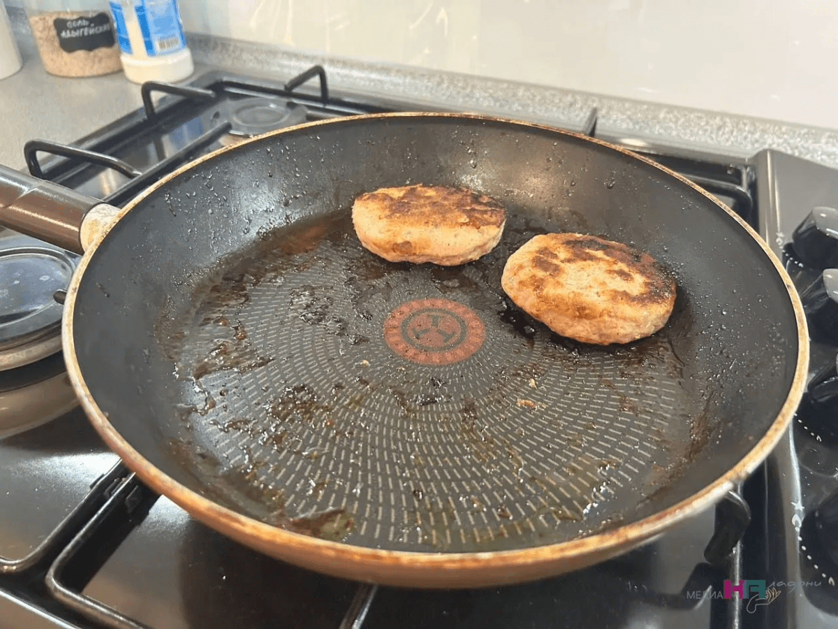 Теперь в котлеты хлеб не добавляю, а добавляю этот простой ингредиент: за уши не оттянешь