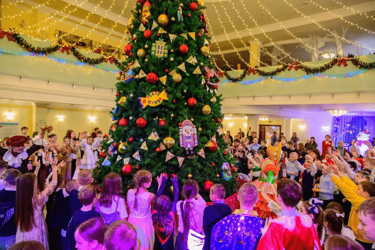 В Марий Эл прошла новогодняя елка для детей участников СВО