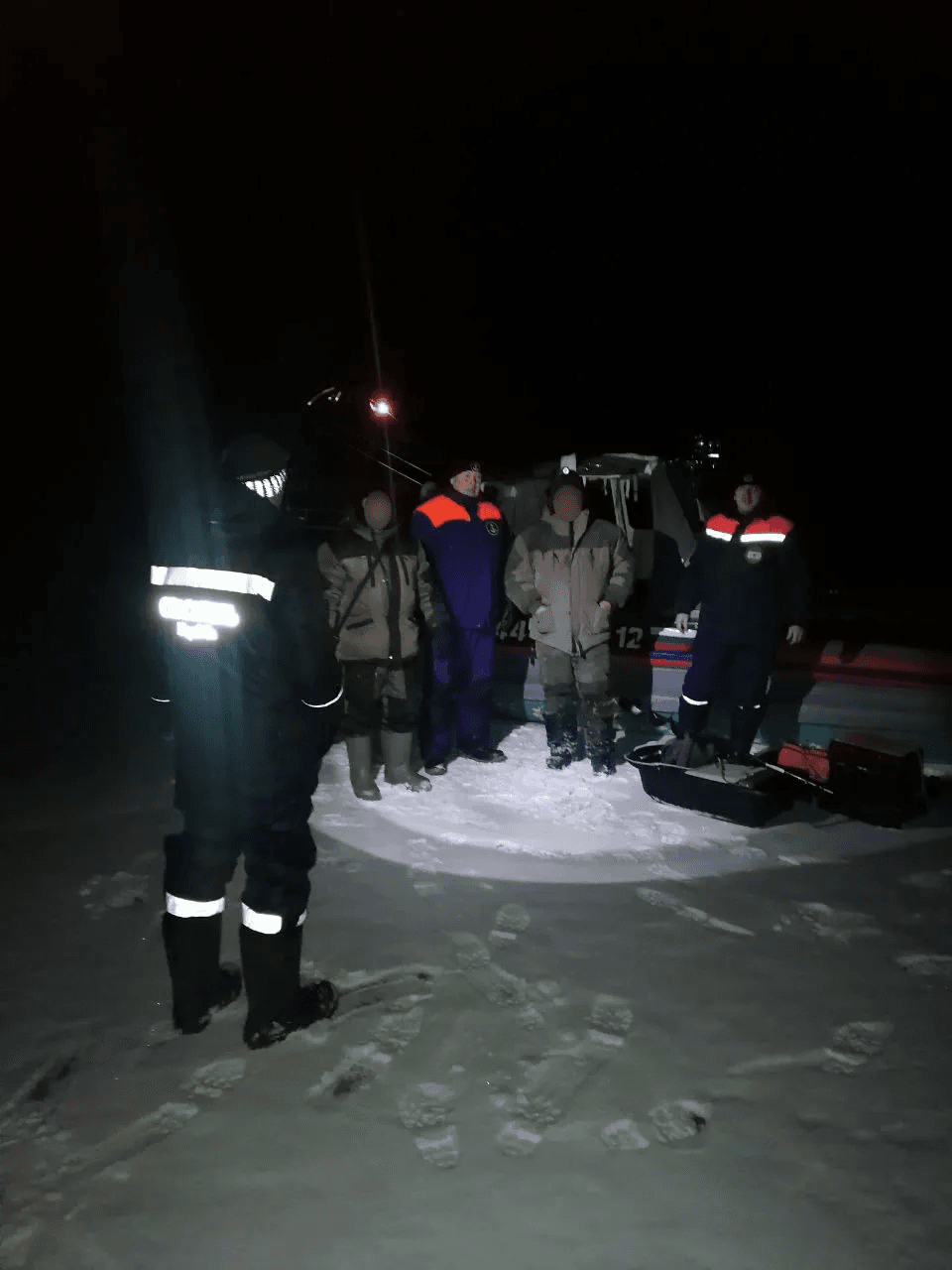 Спасатели в Марий Эл спасли двух потерявшихся рыбаков на Волге