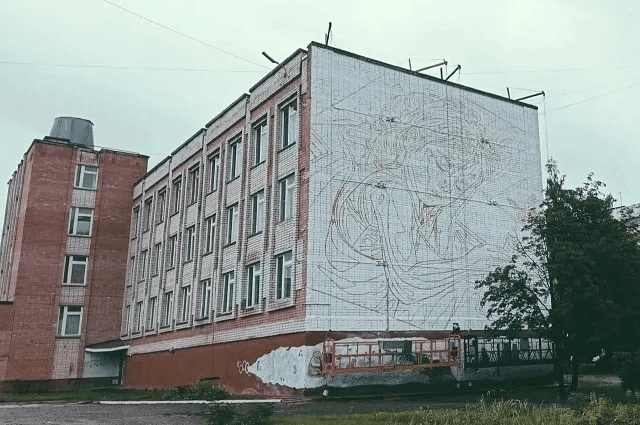 В Йошкар-Оле появится граффити художника Ильи Белова на фасаде школы №29 