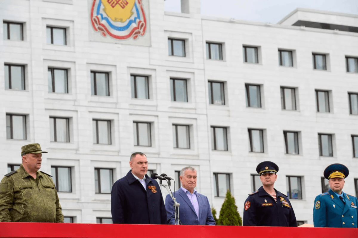 Глава Марий Эл Юрий Зайцев провел генеральную репетицию парада Победы