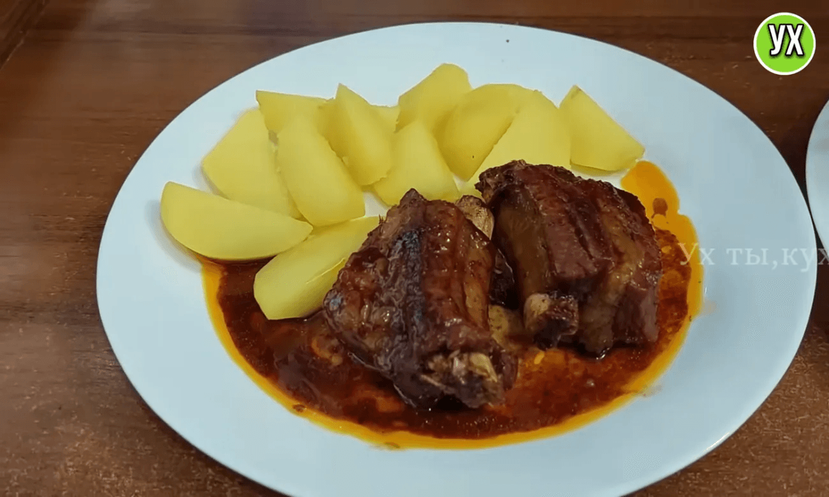 Этот рецепт для тех, кто любит, когда мясо румяное и соус густой: сочное блюдо, которое тает во рту