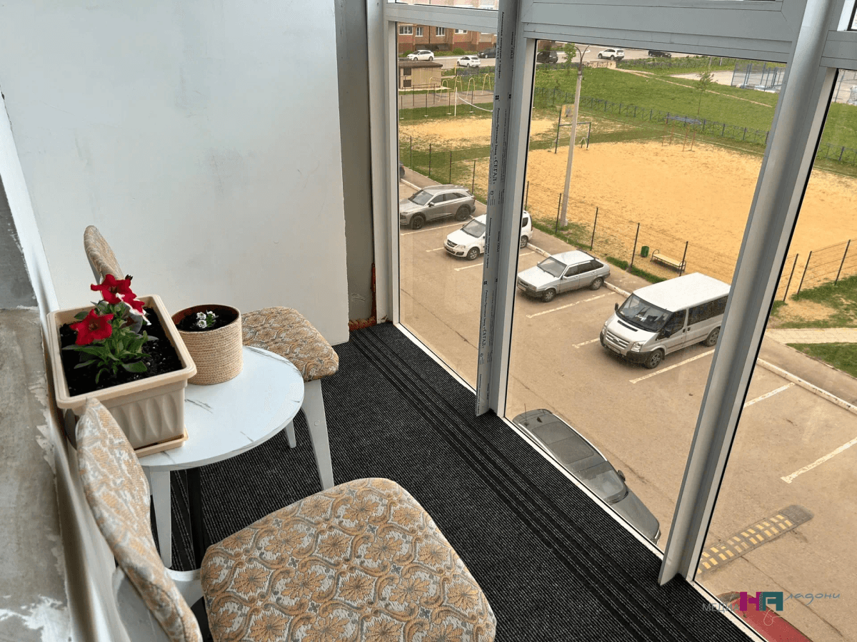 Утеплил балкон своими руками почти бесплатно: Зимой стало тепло, как в комнате даже без теплого пола