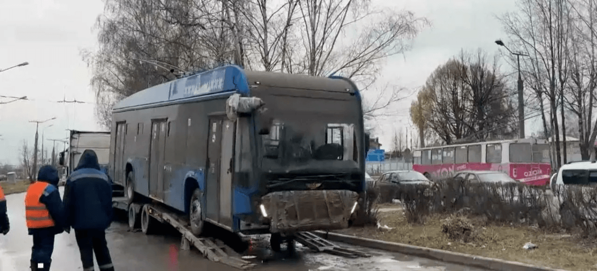 В Йошкар-Олу привезли пятый новый троллейбус