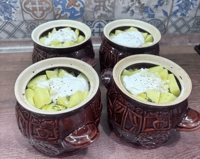 Жаркое в горшочках с курицей и грибами: рецепт, как из русской печки