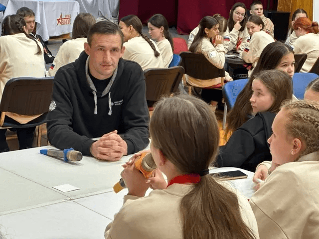 Юные журналисты Марий Эл освоили секреты медиа под руководством ветерана СВО