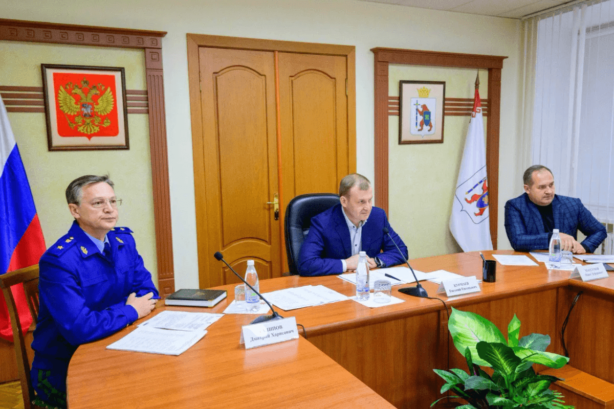 В Марий Эл обсудили меры поддержки участников СВО и их семей