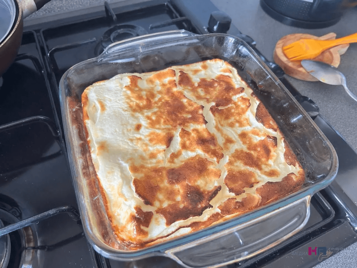Когда времени нет, а хочется вкусно поесть — сытная запеканка из доступных ингредиентов