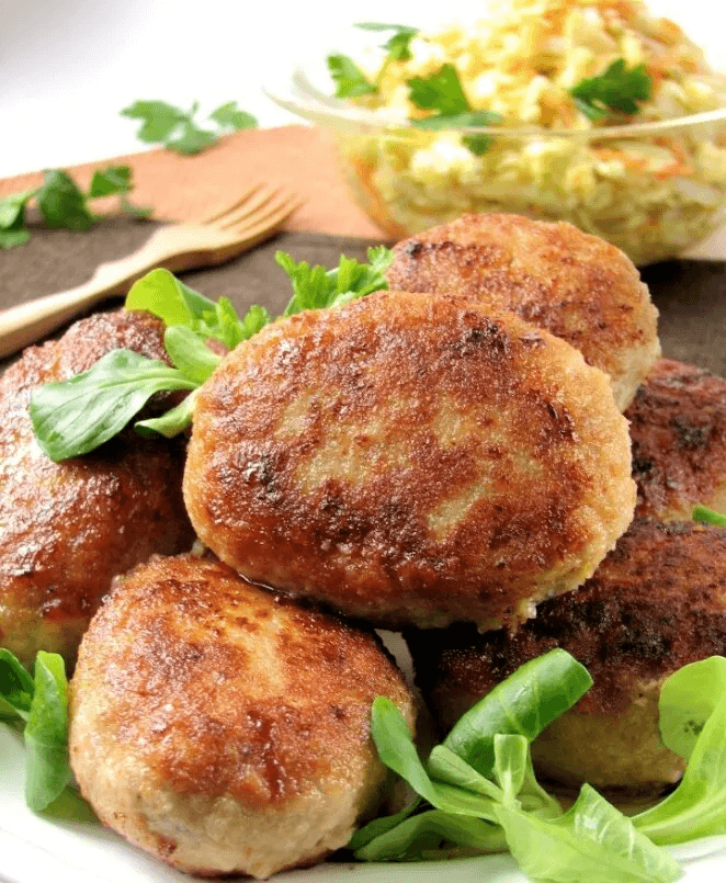 Вот так жарят пышные котлеты с картошкой: научили бесподобному рецепту и я забыла даже про хлеб 