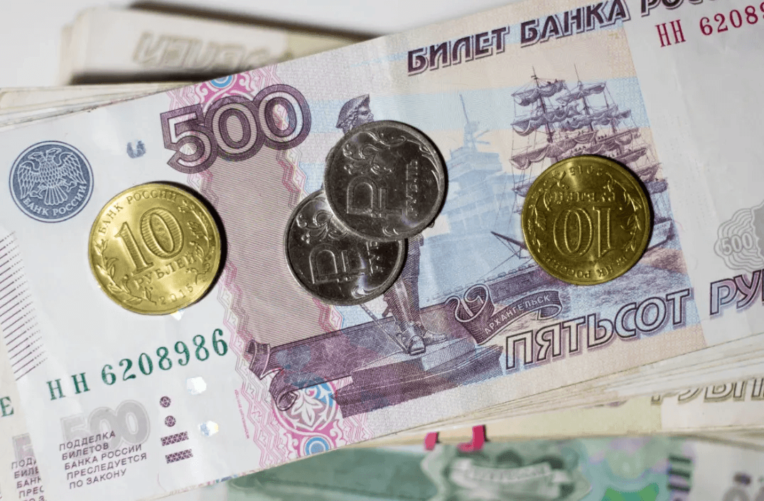Пенсионерам назвали одну справку, которая повысит пенсию на 4500 рублей с июля