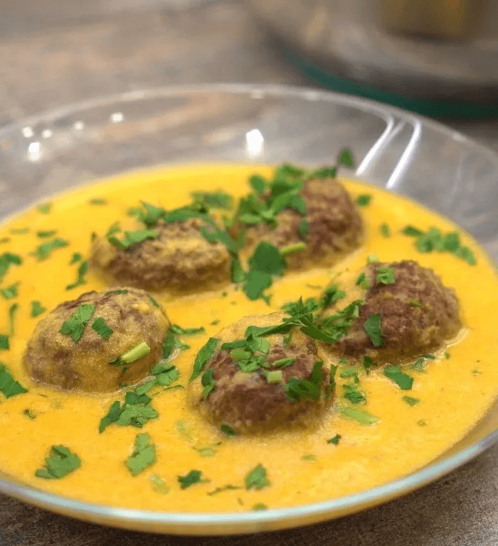 Суп, который любят все: овощной крем-суп с фрикадельками  - это просто домашний хит